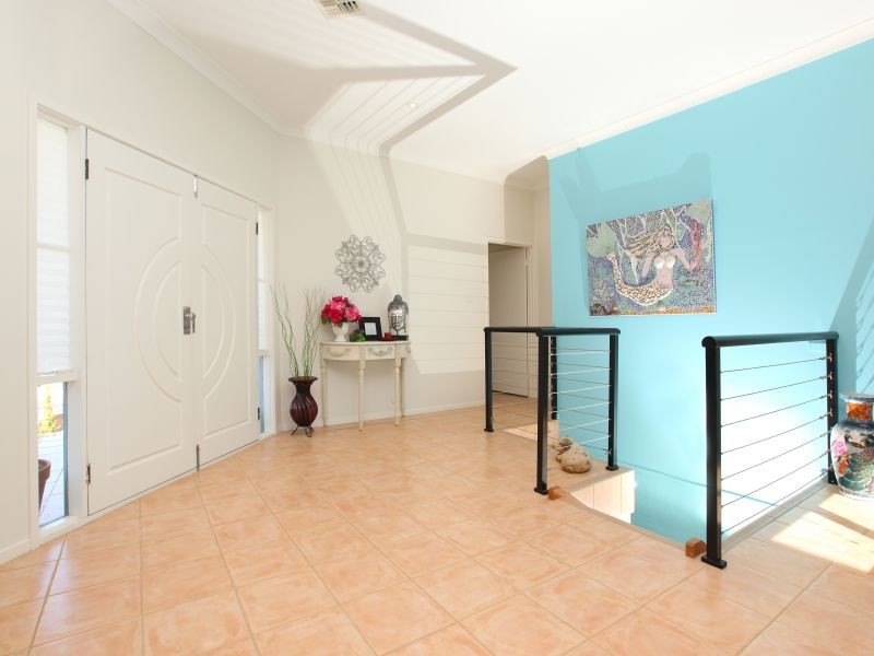 5 Morgan Place, Queanbeyan NSW 2620