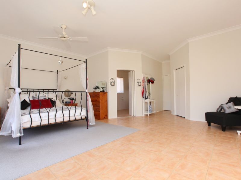 5 Morgan Place, Queanbeyan NSW 2620