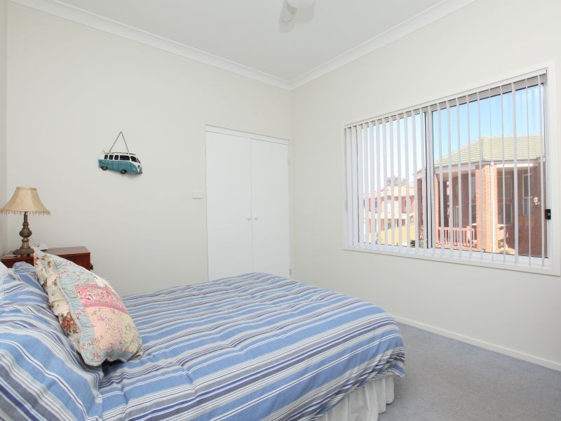 5 Morgan Place, Queanbeyan NSW 2620