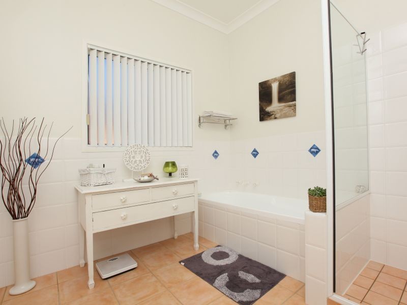 5 Morgan Place, Queanbeyan NSW 2620