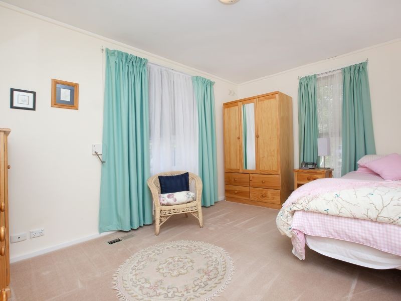 15 Port Arthur Street, Lyons ACT 2606