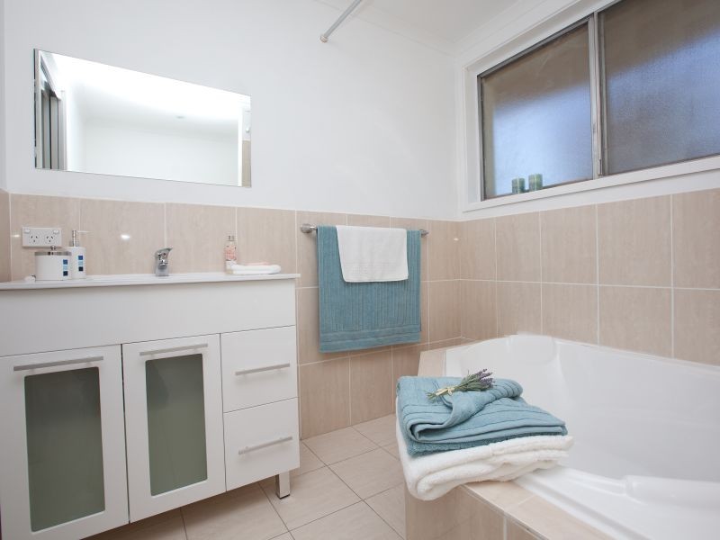7 Sutton Place, Farrer ACT 2607