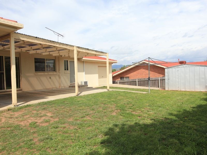 2 Ingham Place, Conder ACT 2906