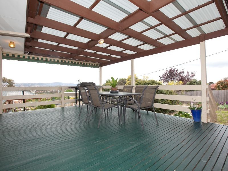 33 Burtt Crescent, Calwell ACT 2905