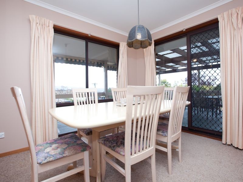 33 Burtt Crescent, Calwell ACT 2905