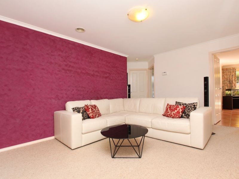 8 Plante Place, Conder ACT 2906