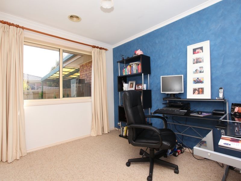 8 Plante Place, Conder ACT 2906