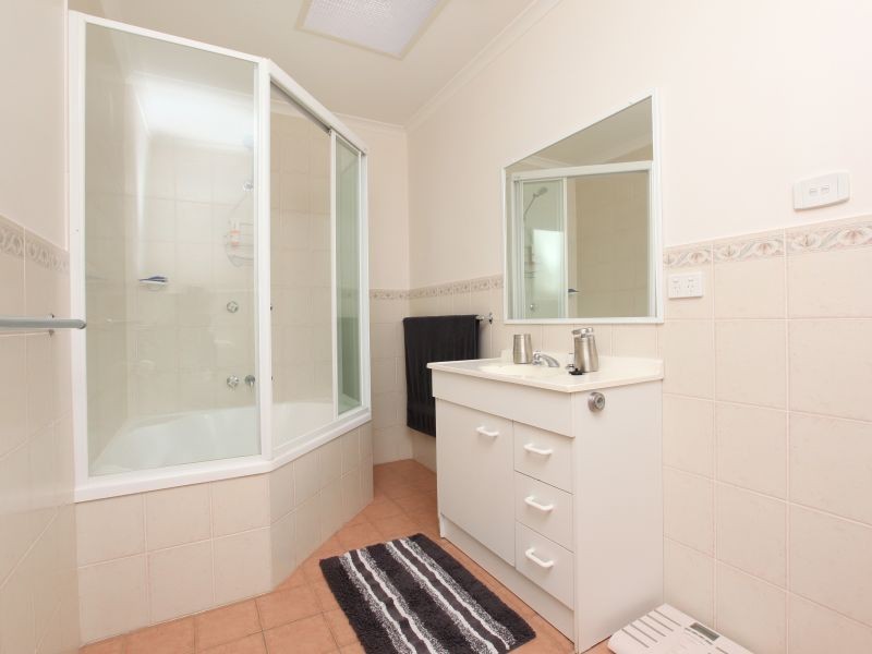 8 Plante Place, Conder ACT 2906