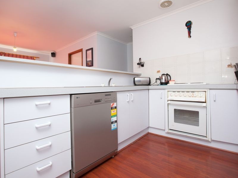 18/15 Scarfe Close, Gordon ACT 2906