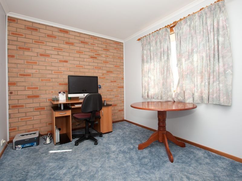 18/15 Scarfe Close, Gordon ACT 2906