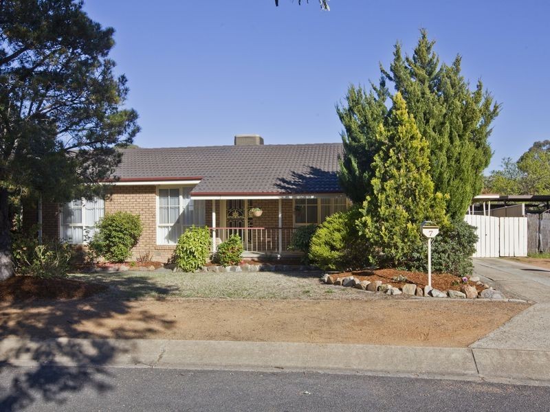 7 Manifold Place, Kambah ACT 2902