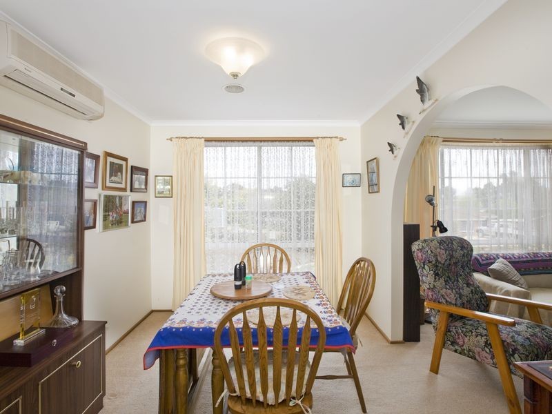 13 Andrew Crescent, Calwell ACT 2905