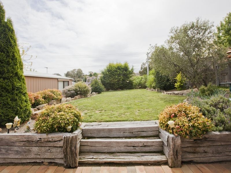 13 Andrew Crescent, Calwell ACT 2905