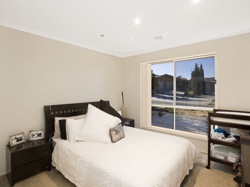 40 James Smith Circuit, Conder ACT 2906