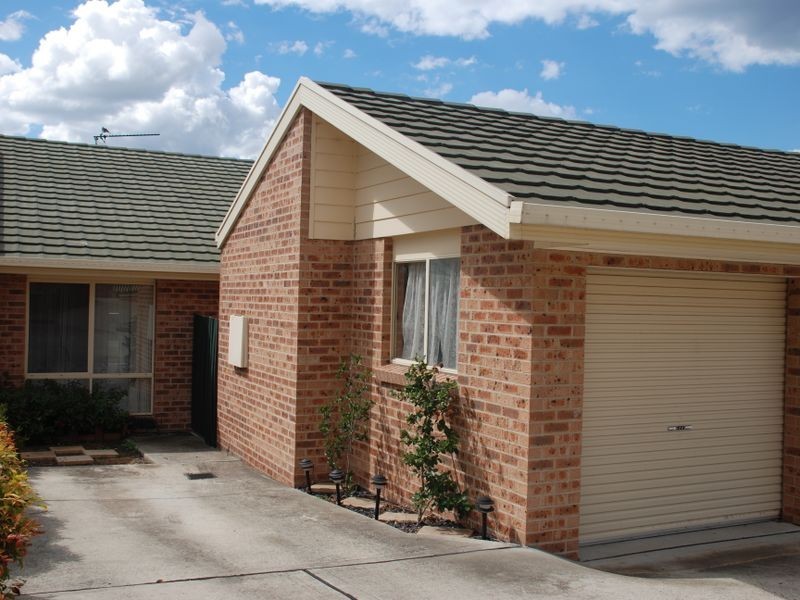 2/3 Riddle Place, Gordon ACT 2906