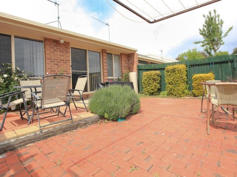 2/3 Riddle Place, Gordon ACT 2906