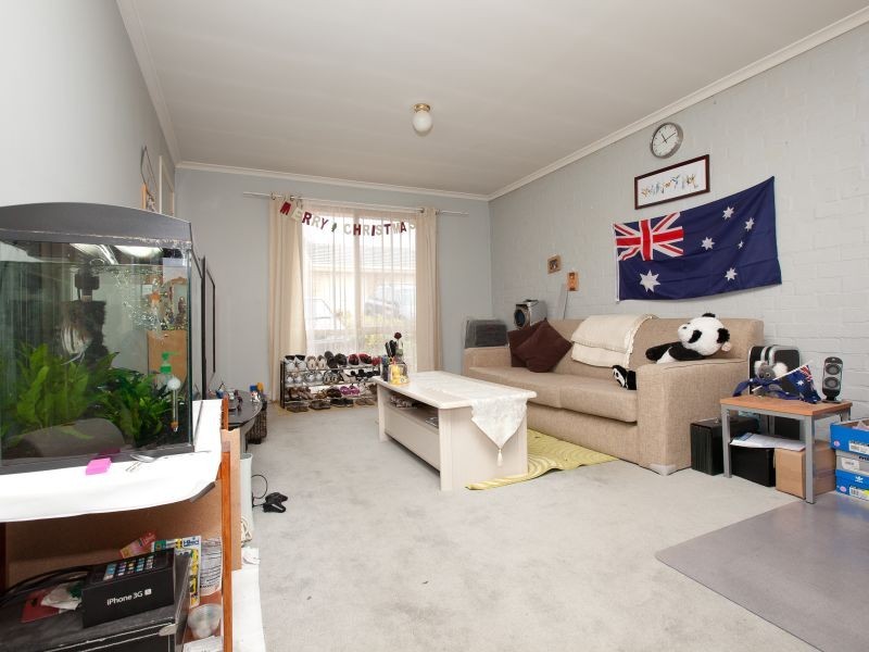 2/3 Riddle Place, Gordon ACT 2906