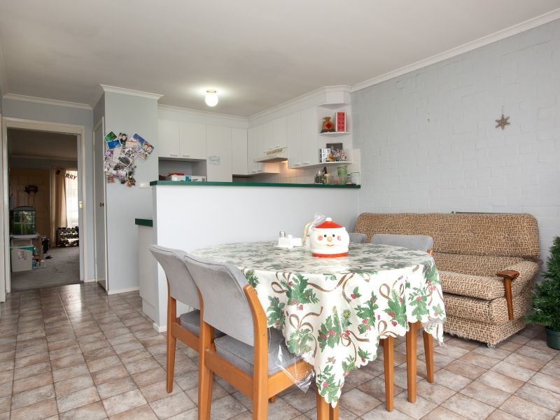 2/3 Riddle Place, Gordon ACT 2906