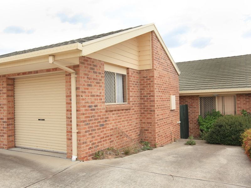 3/3 Riddle Place, Gordon ACT 2906
