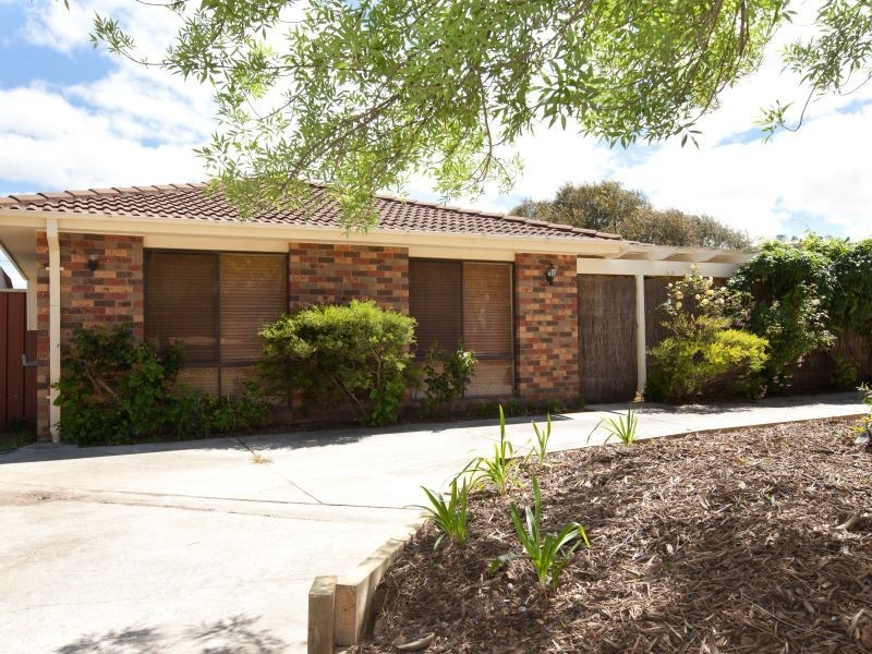 25 Tewksbury Crescent, Theodore ACT 2905
