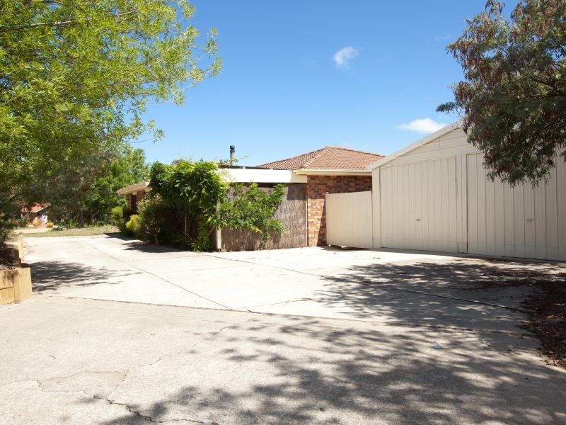 25 Tewksbury Crescent, Theodore ACT 2905