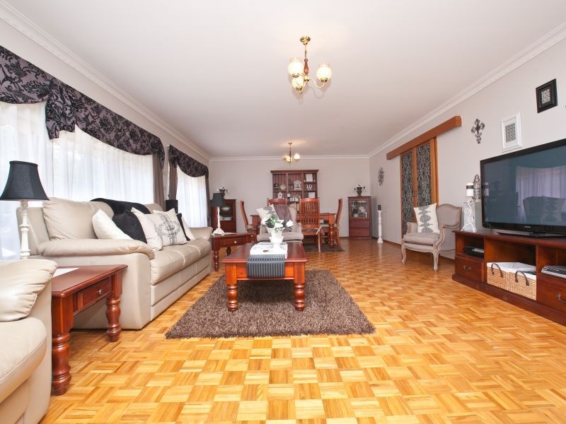 22 Gaunson Crescent, Wanniassa ACT 2903