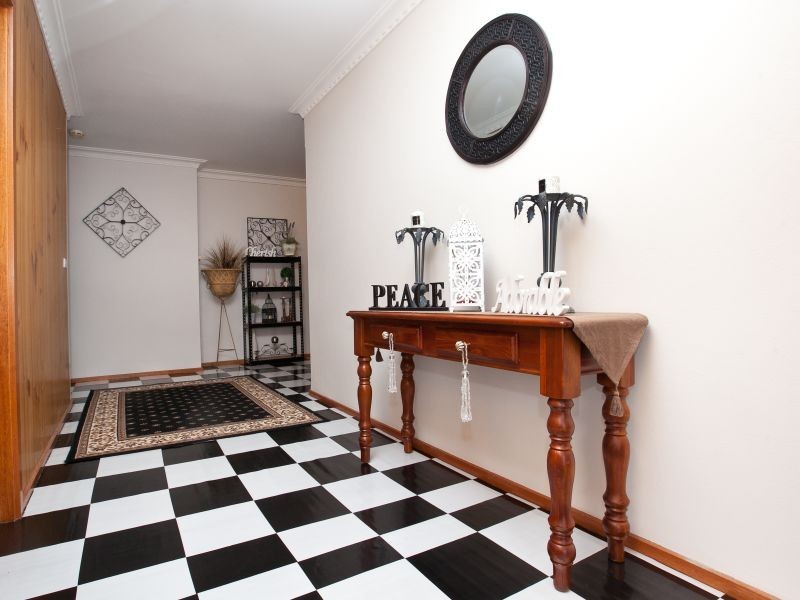 22 Gaunson Crescent, Wanniassa ACT 2903