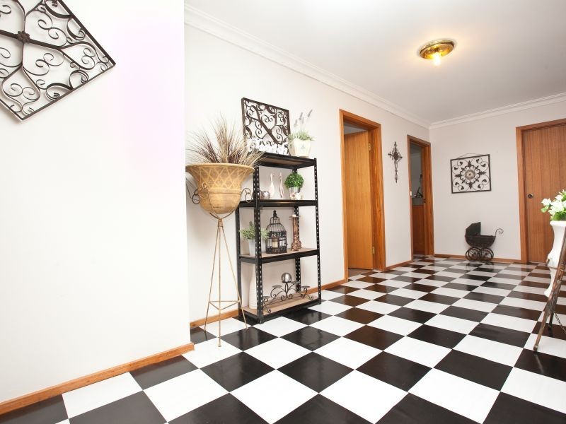 22 Gaunson Crescent, Wanniassa ACT 2903