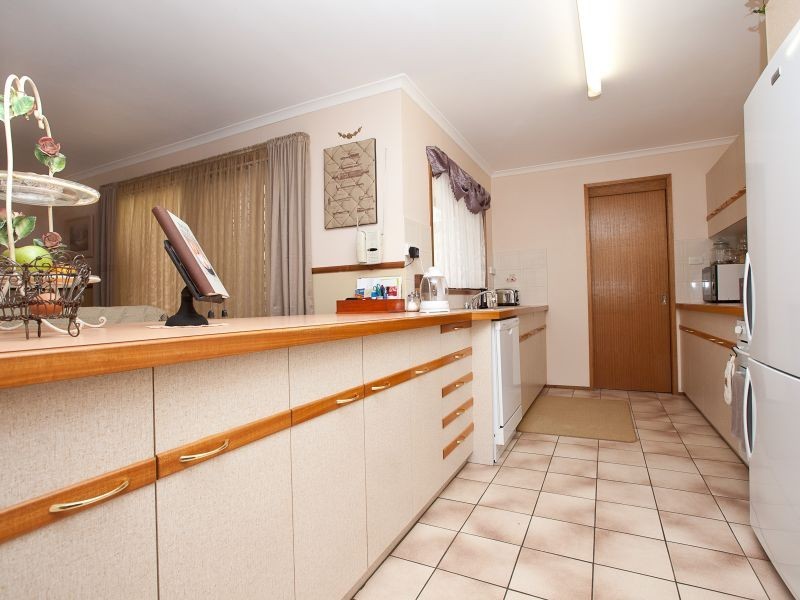 14 Hocking Place, Bonython ACT 2905