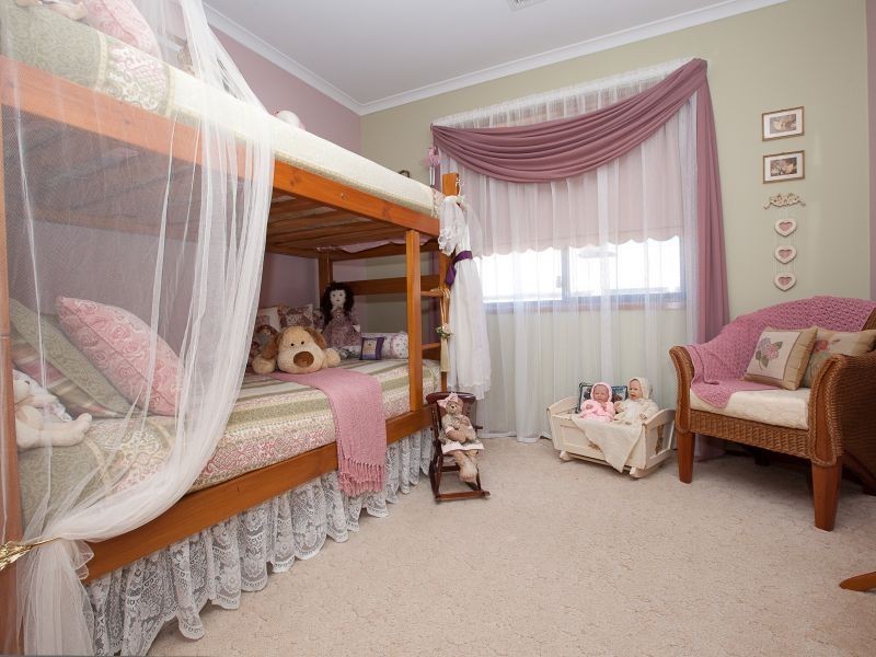 14 Hocking Place, Bonython ACT 2905