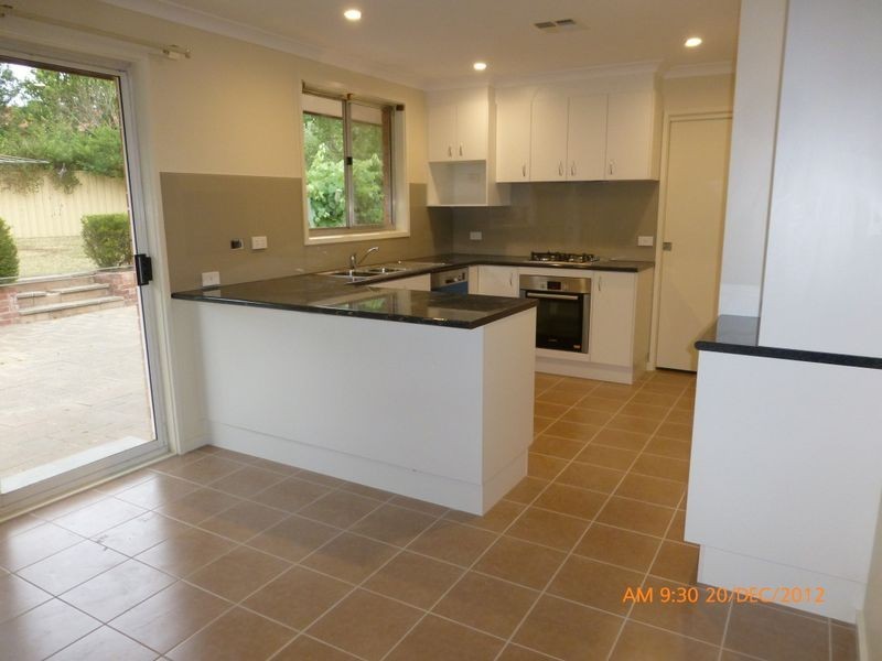 4 Lyall Crescent, Kambah ACT 2902