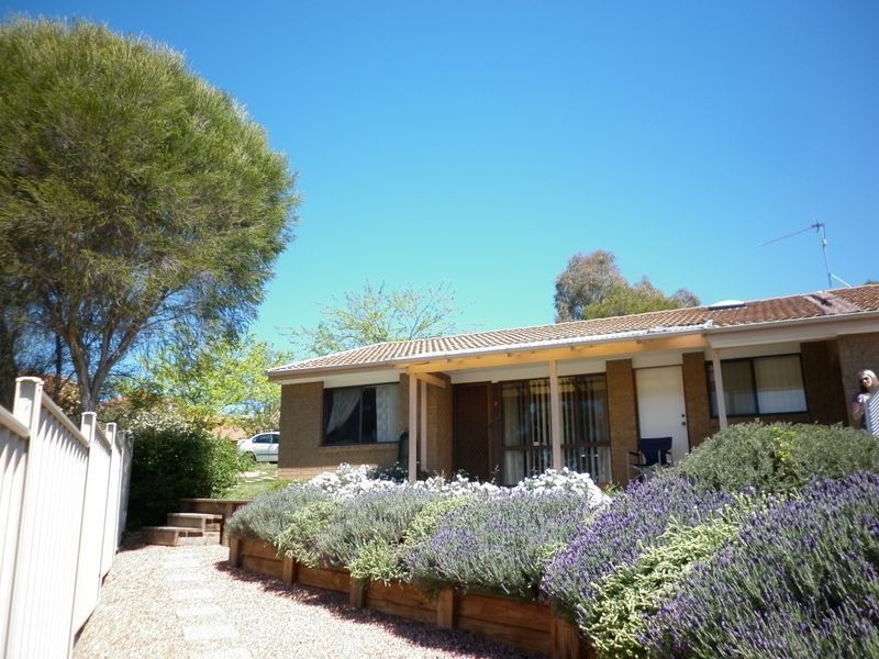 2/46 Bainbridge Close, Chisholm ACT 2905