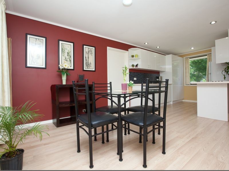 2 Bolton Place, Wanniassa ACT 2903