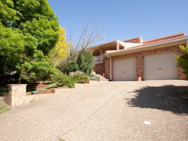 24 Temora Place, Queanbeyan NSW 2620