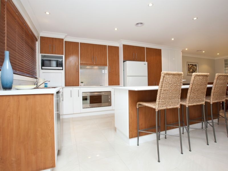 24 Temora Place, Queanbeyan NSW 2620