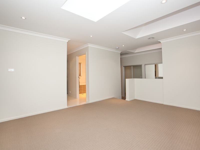 24 Temora Place, Queanbeyan NSW 2620