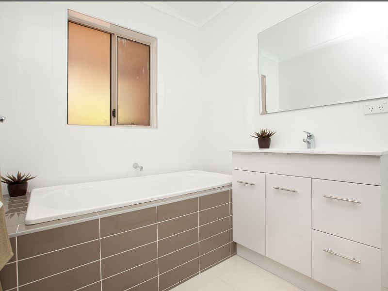 24 Temora Place, Queanbeyan NSW 2620