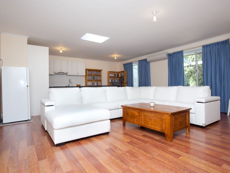 2/9 Ferry Place, Gordon ACT 2906