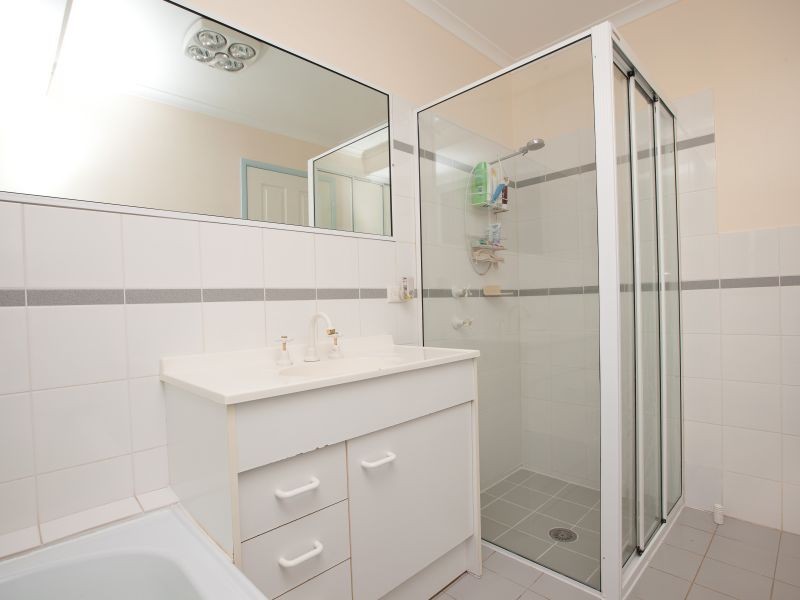 2/9 Ferry Place, Gordon ACT 2906