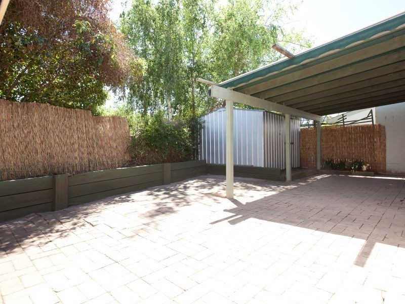 2/9 Ferry Place, Gordon ACT 2906
