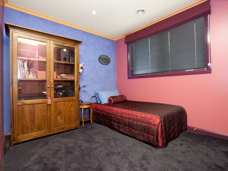 137 Streeton Drive, Stirling ACT 2611