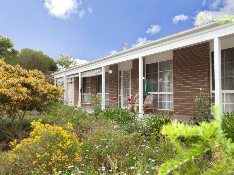 18 Burtt Crescent, Calwell ACT 2905