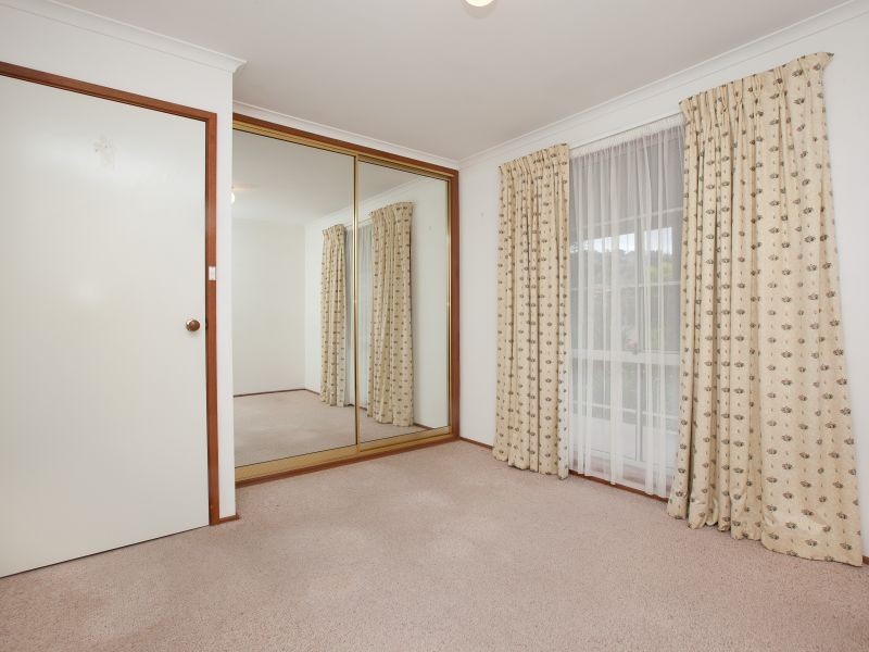 18 Burtt Crescent, Calwell ACT 2905