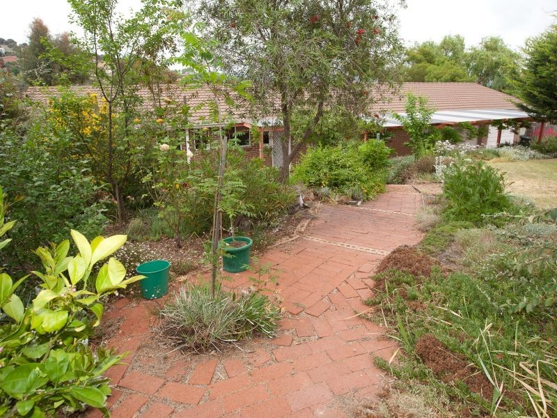 18 Burtt Crescent, Calwell ACT 2905