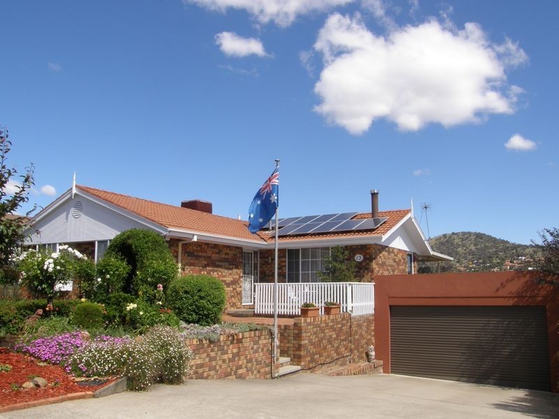 15 Johnstone Circuit, Calwell ACT 2905
