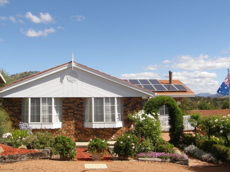 15 Johnstone Circuit, Calwell ACT 2905