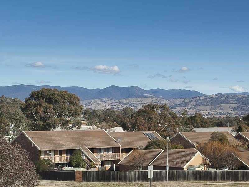 1-10/17 Ashley Drive, Wanniassa ACT 2903