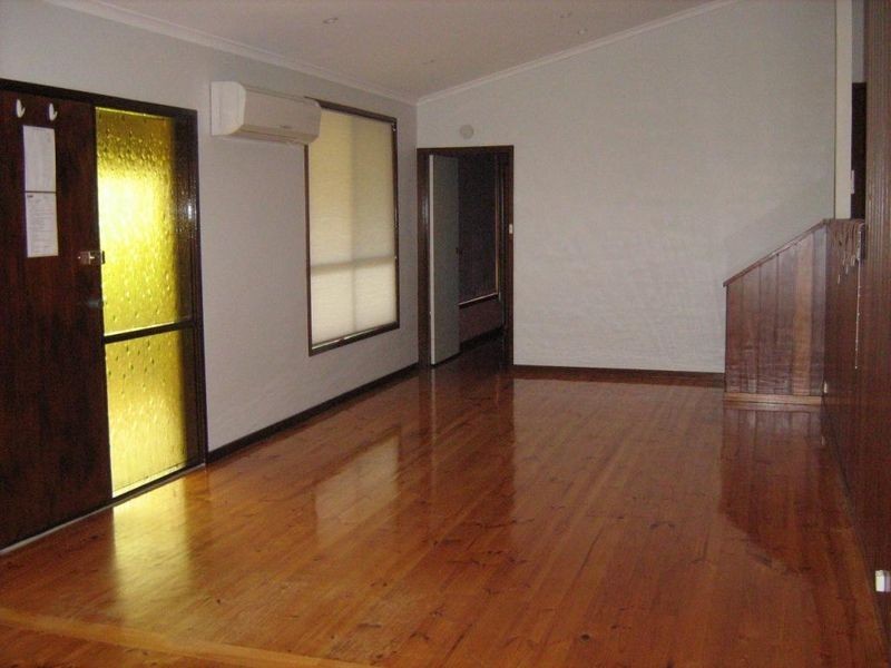 111 Sternberg Crescent, Wanniassa ACT 2903
