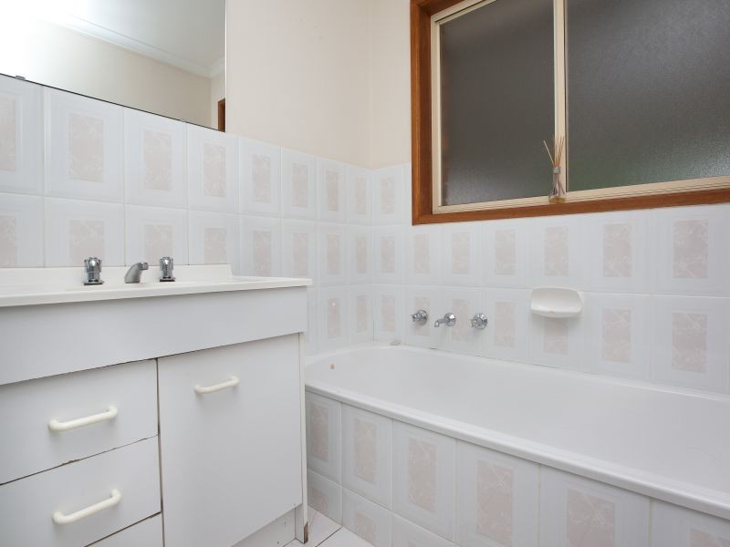 8 Prentice Place, Banks ACT 2906
