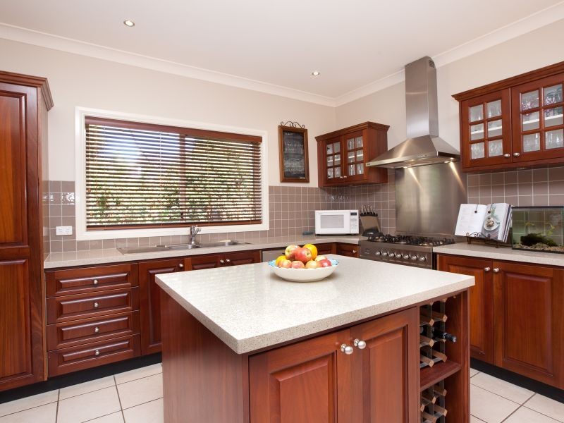 55 Bicentennial Drive, Jerrabomberra NSW 2619